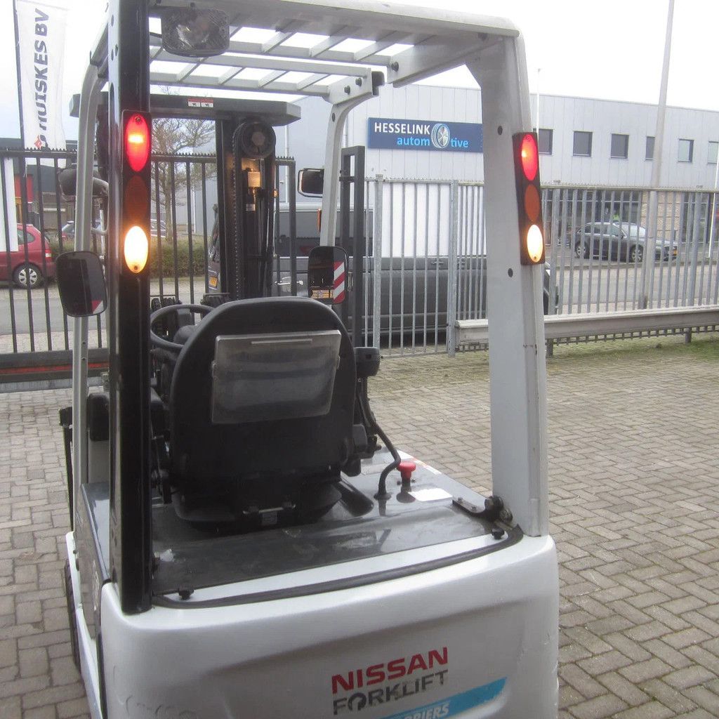 Nissan Heftruck L16Q, elek., triplex, side shift, vorkverstelling.