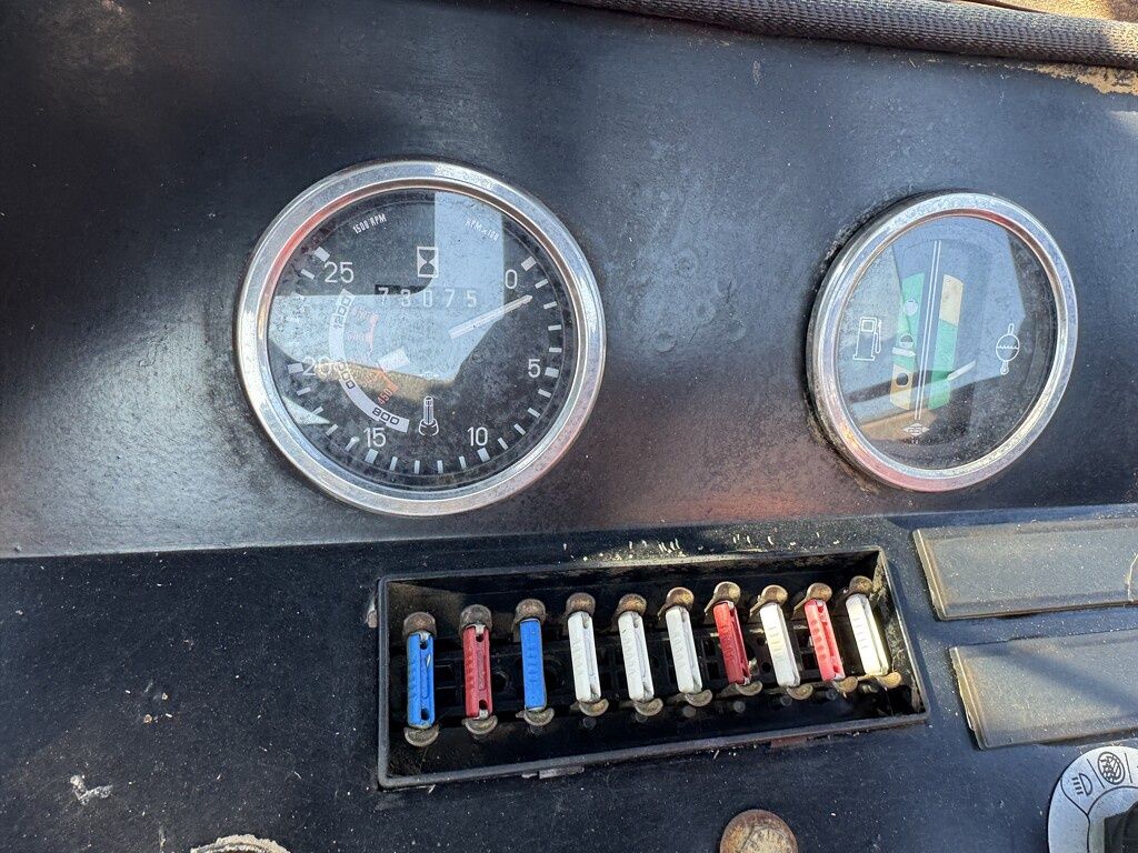 Massey-Ferguson 284