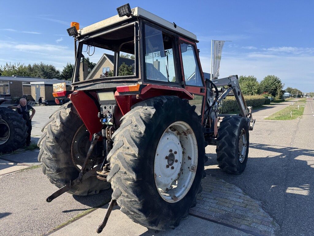 Massey-Ferguson 284
