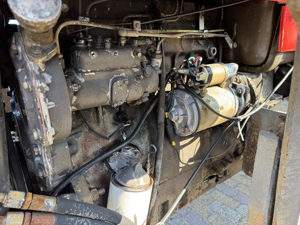 Massey-Ferguson 284