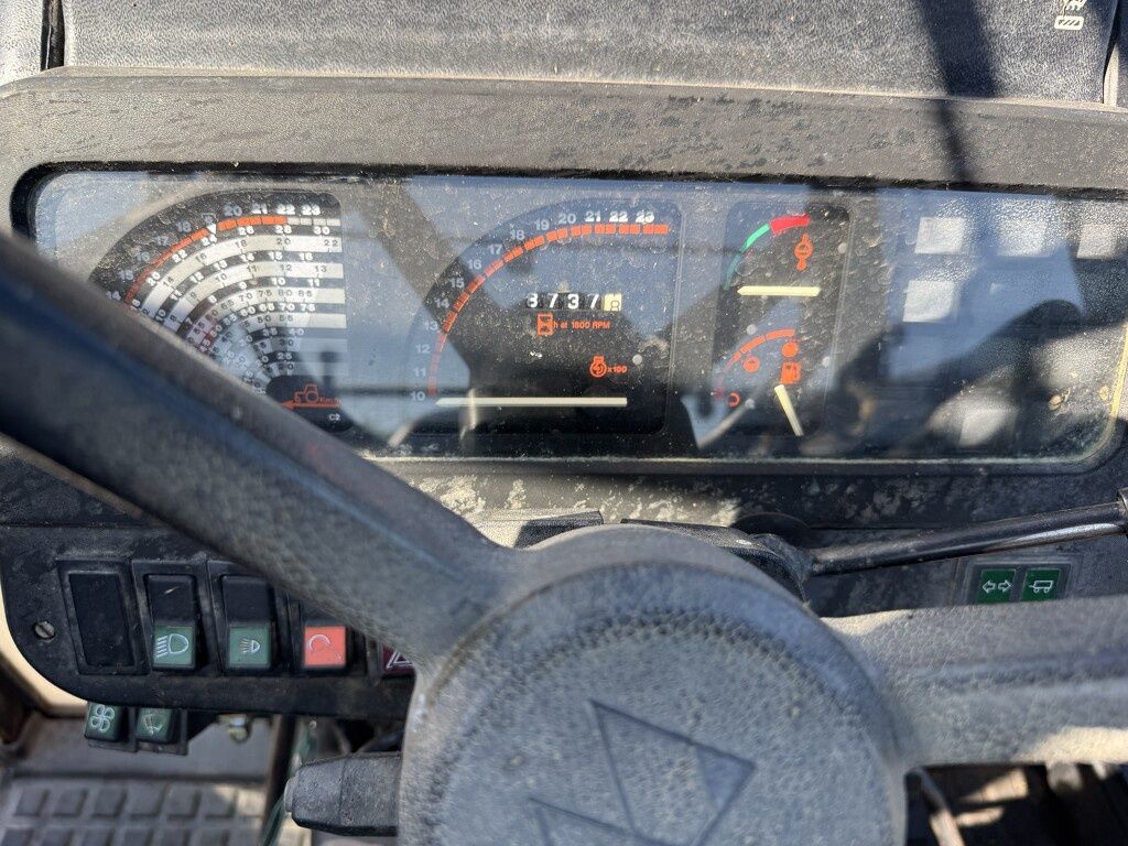 Massey-Ferguson 365