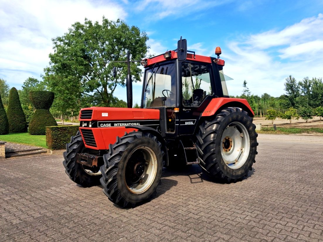 Case-IH 845XLA