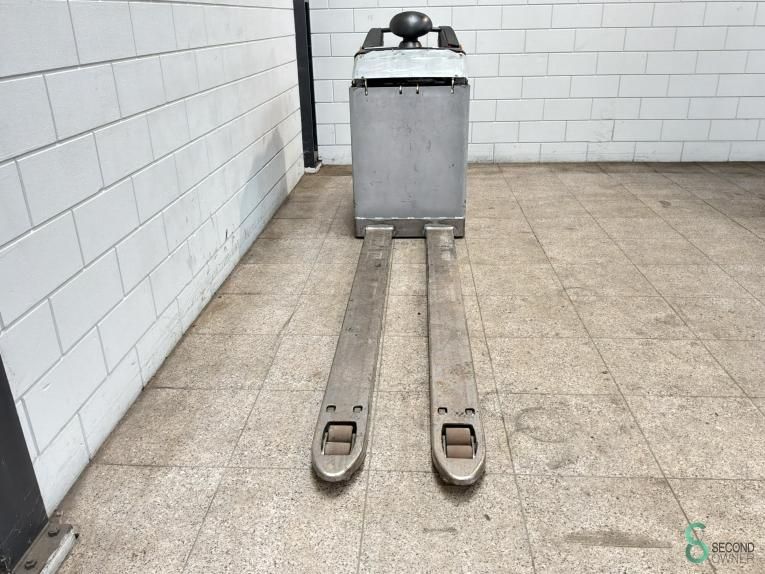 Pallet trucks Electric Still EXU-S24 2020