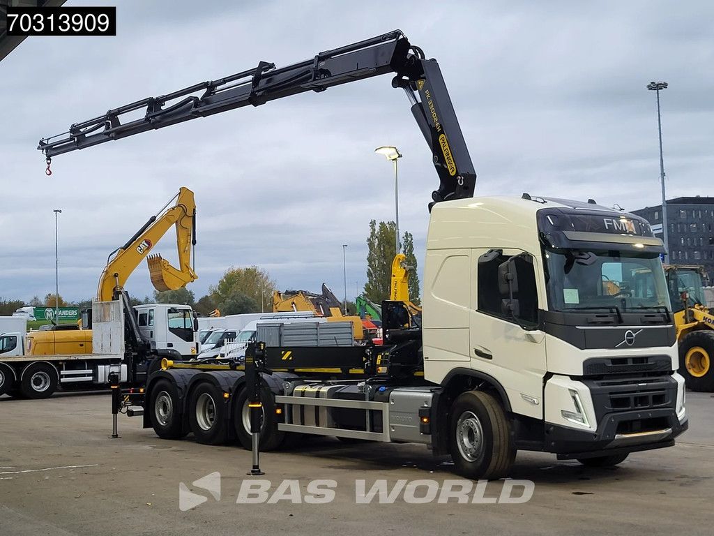 Volvo FMX 500 8X4 COMING SOON! NEW Palfinger PK33002 Crane + HT22TEC Hooklift Lift-Steering Axle