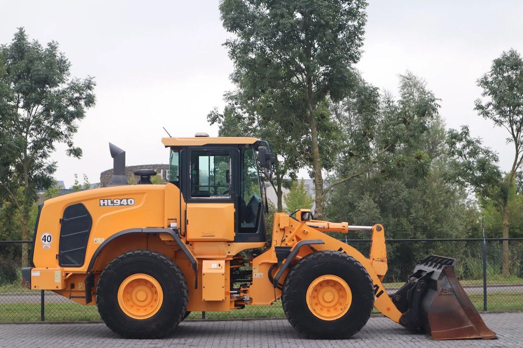 Hyundai HL940 | 2.097 HOURS! | BUCKET | QUICK COUPLER | BSS