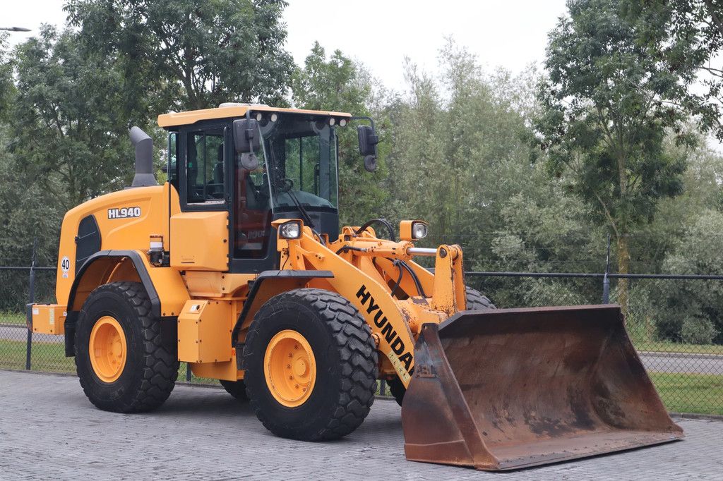 Hyundai HL940 | 2.097 HOURS! | BUCKET | QUICK COUPLER | BSS