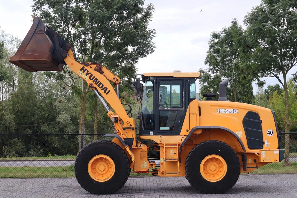 Hyundai HL940 | 2.097 HOURS! | BUCKET | QUICK COUPLER | BSS
