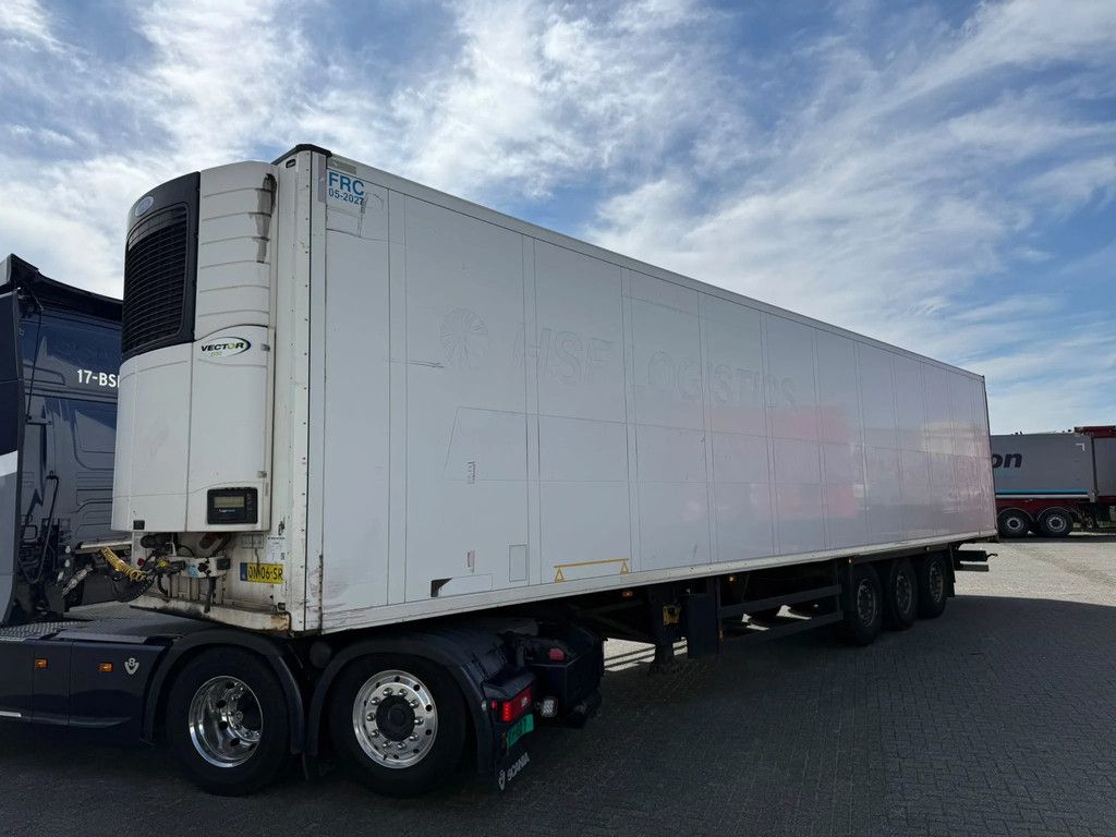 Schmitz Cargobull N/A Carrier Vector 1550 D+E 250H 265B APK/TUV 06-2027