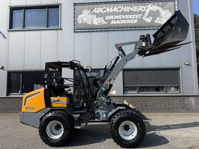Giant G3500 X-tra 1400uur Full option NIEUWSTAAT Minishovel