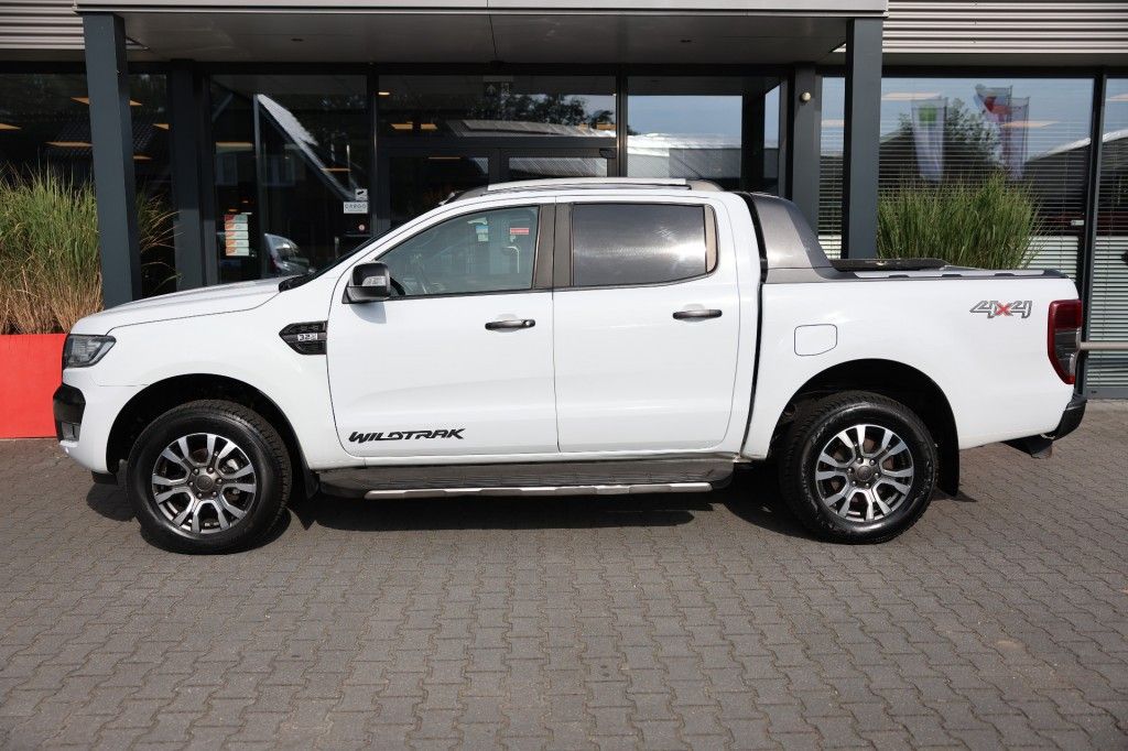 Ford Ranger 3.2 TDCI WILDTRAK SUPERCAB A/T 2 ZITS VAN