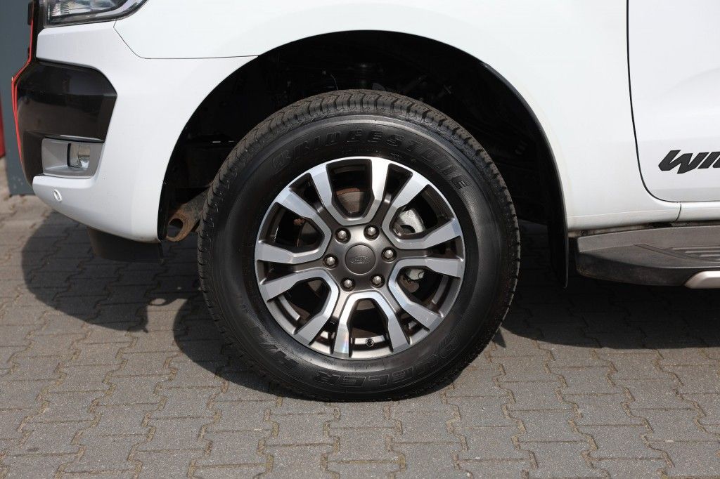 Ford Ranger 3.2 TDCI WILDTRAK SUPERCAB A/T 2 ZITS VAN