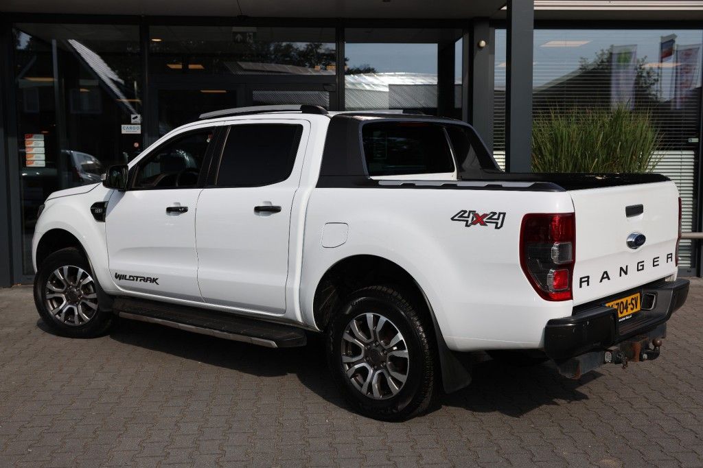 Ford Ranger 3.2 TDCI WILDTRAK SUPERCAB A/T 2 ZITS VAN