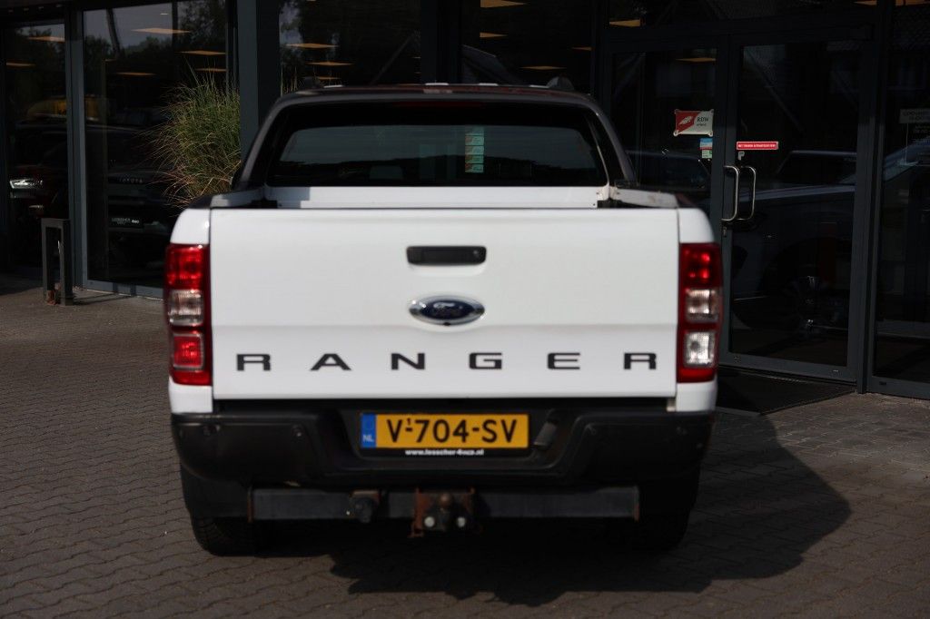 Ford Ranger 3.2 TDCI WILDTRAK SUPERCAB A/T 2 ZITS VAN