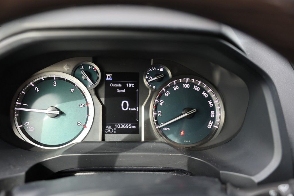 Toyota Landcruiser 150 2.8 D-4D 5DRS EXECUTIVE A/T VAN