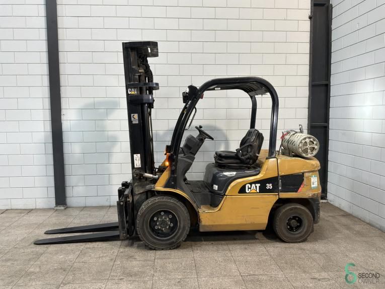Forklifts LPG Caterpillar GP35N 2007 Triplex