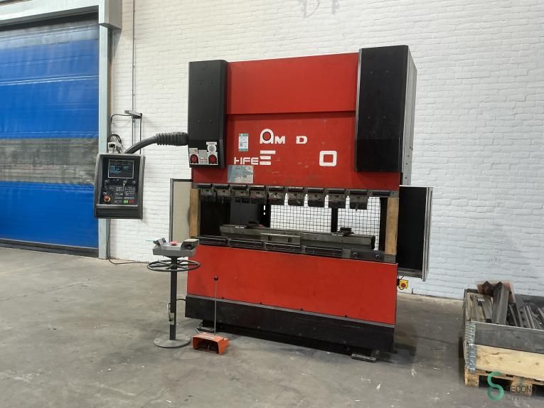 Press brakes Amada HFE 50-20 2001 8 Axis