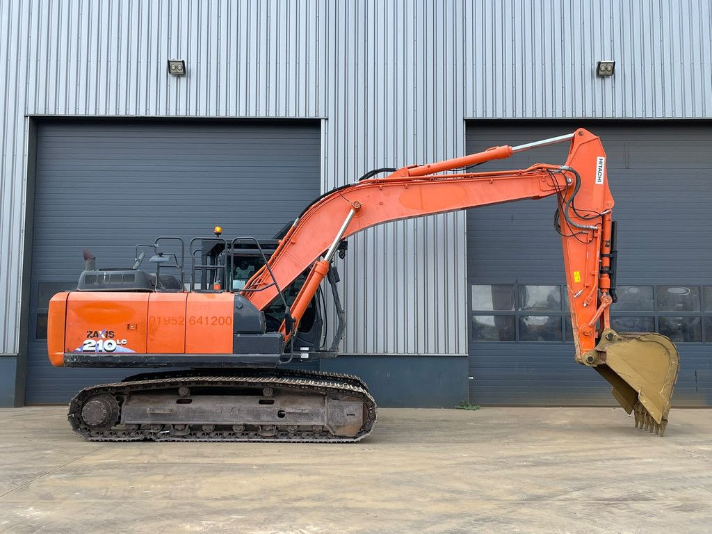 Hitachi ZX210LC-6