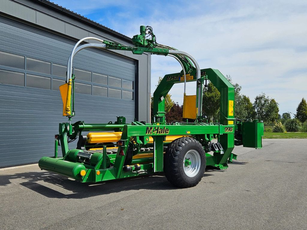 McHale 998 balenwikkelmachine
