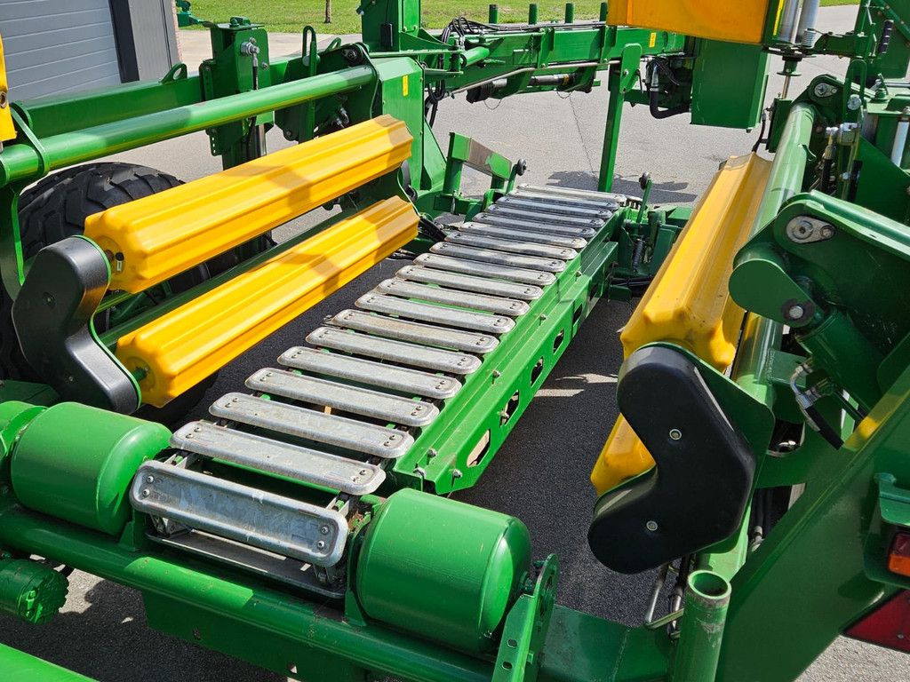 McHale 998 balenwikkelmachine