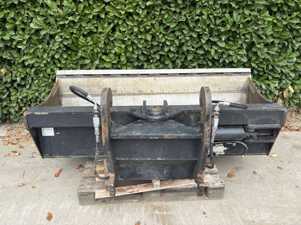CW30 Kantelbak grondbak KB-KL12-2000 – 2019 MN Matt Nielen