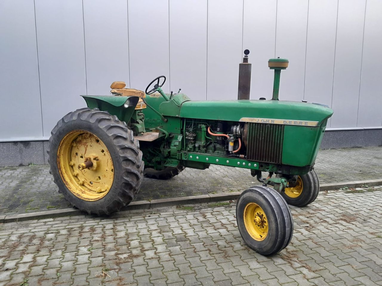 John Deere 4020
