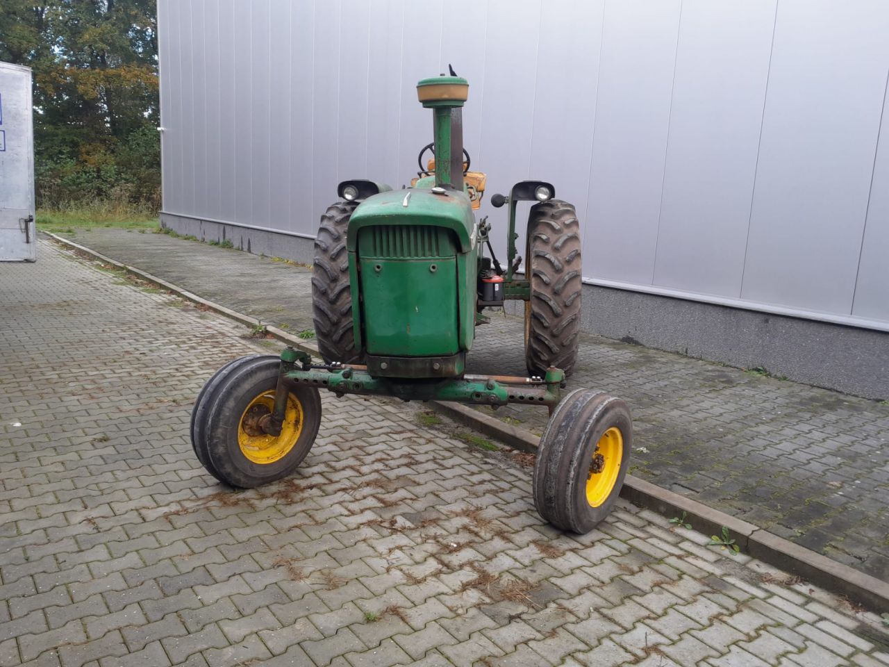 John Deere 4020