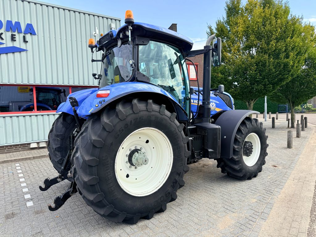 New Holland T7.270 Auto Command MY18 GPS