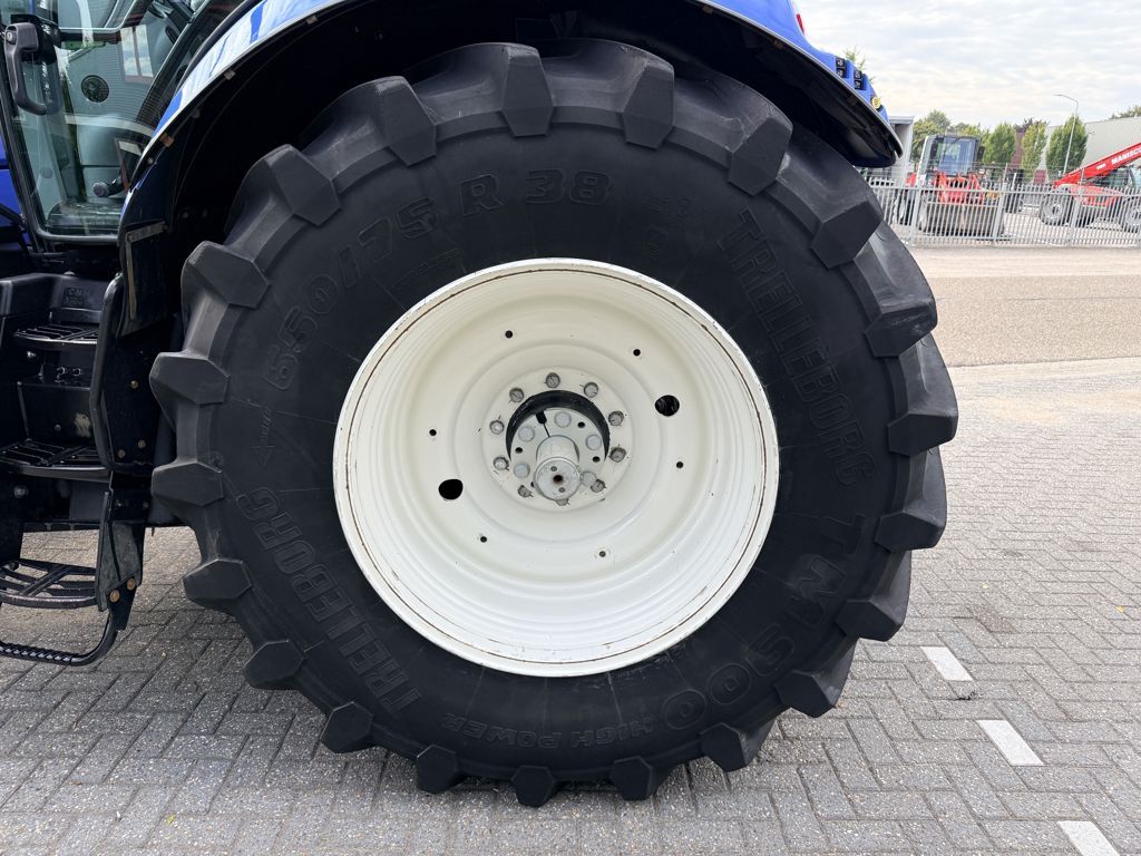 New Holland T7.270 Auto Command MY18 GPS