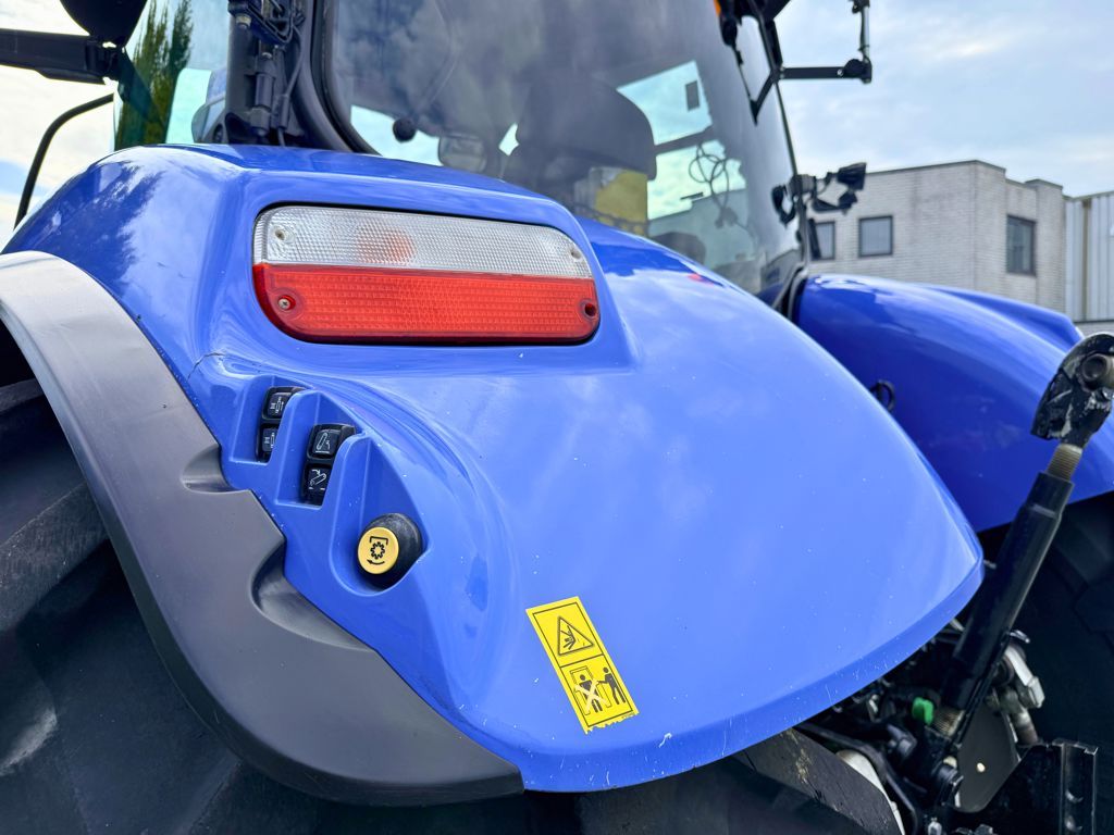 New Holland T7.270 Auto Command MY18 GPS