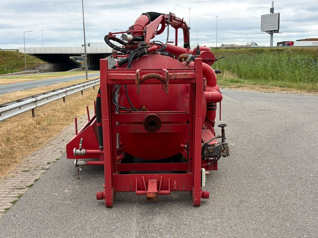 Ravo Twint Vacuum tank