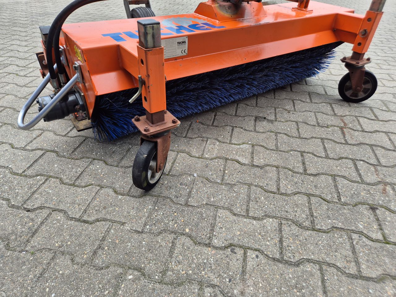 TUCHEL ECO 520 - 150 VEEGMACHINE SCHAFFER SHOVEL PRIJS MARGE