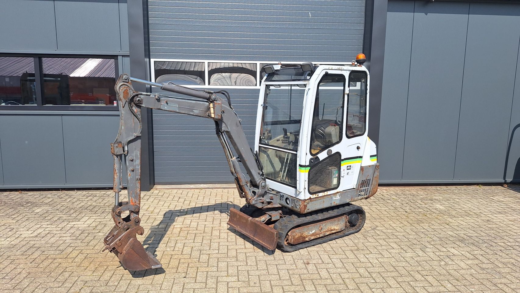 Volvo-Pel Job 261