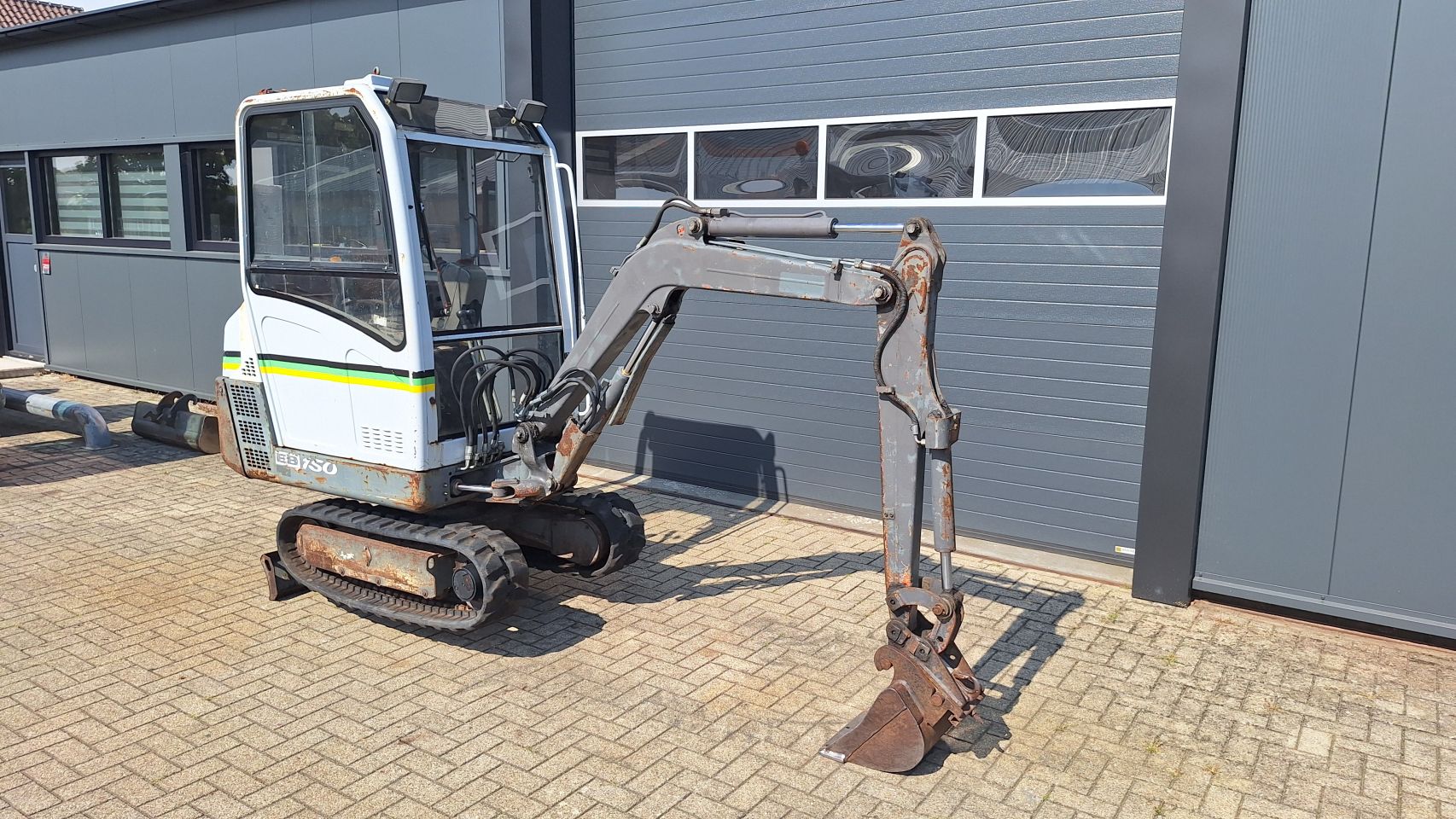Volvo-Pel Job 261