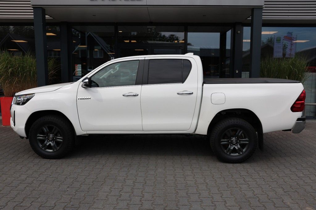 Toyota Hilux 2.4 D-4D DUBBEL CABIN PROFESSIONAL 2 ZITS 4WD VAN