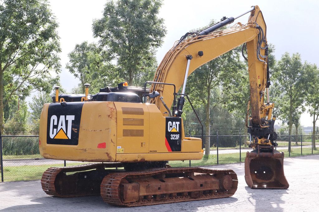 Caterpillar 323 FL | 3D GPS | ROTOTILT | RIPPER | 3X BUCKET