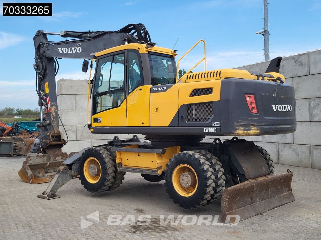 Volvo EW180 D