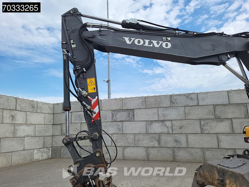Volvo EW180 D