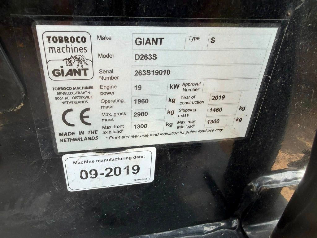 Giant 263S Shovel Loader