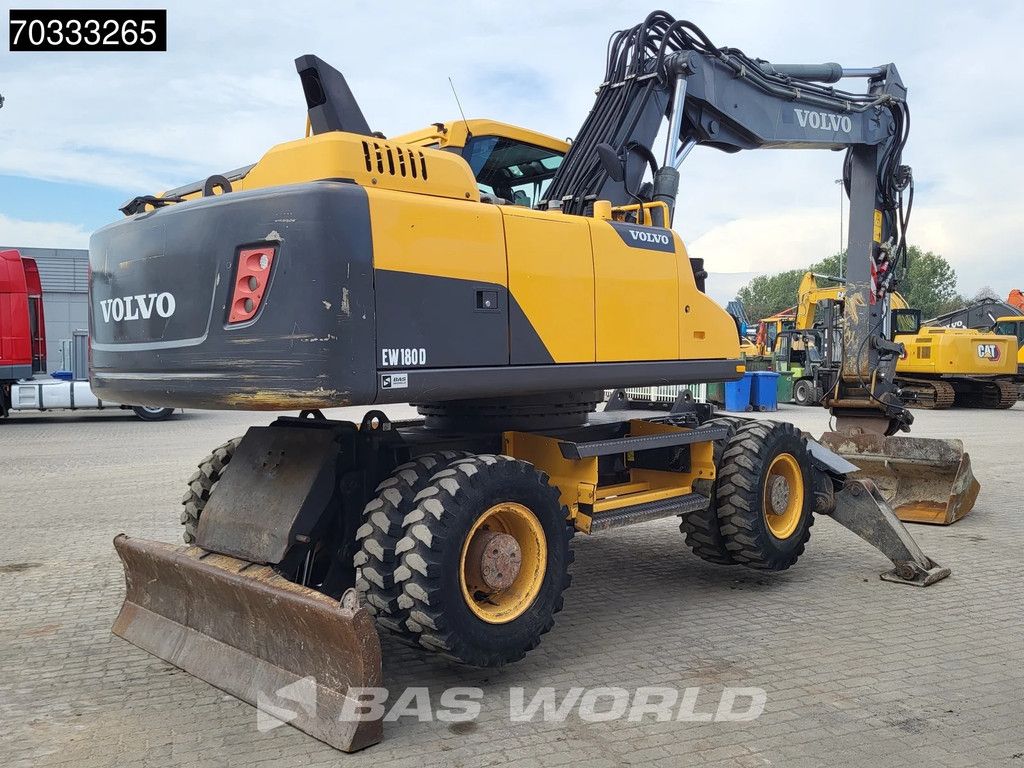 Volvo EW180 D