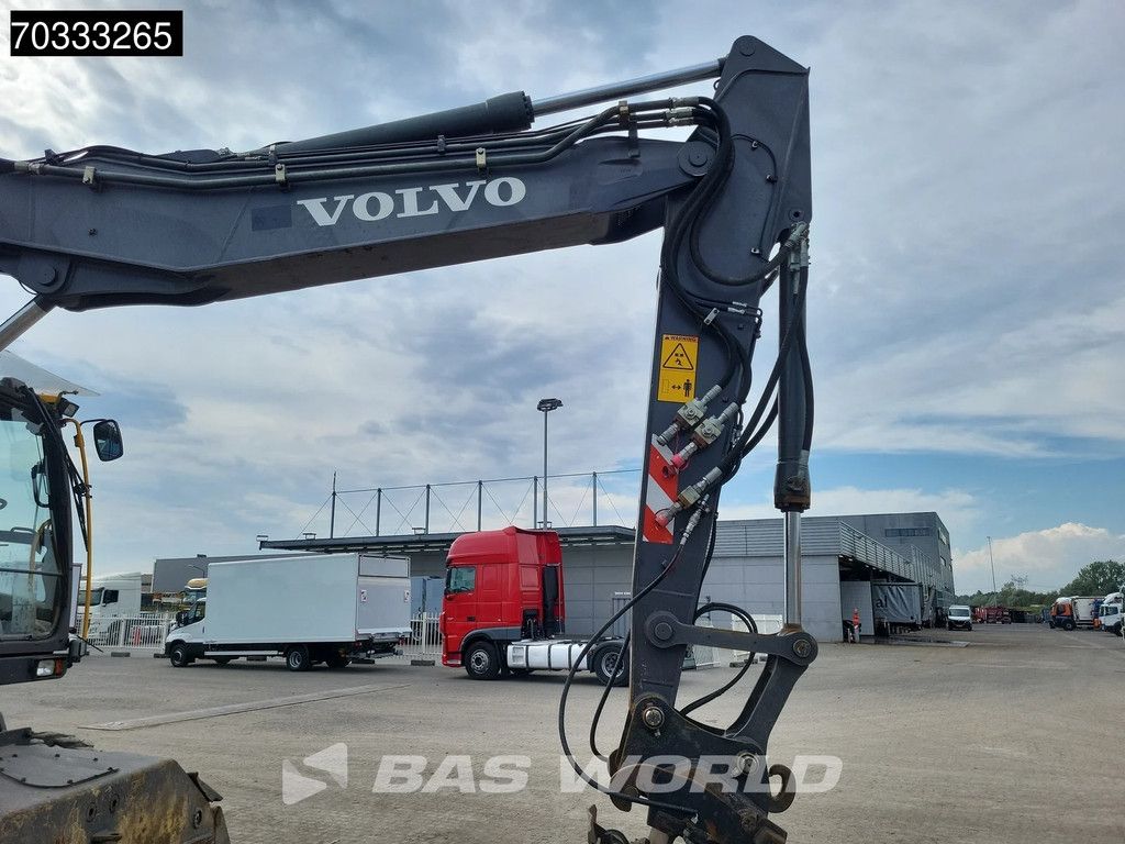 Volvo EW180 D