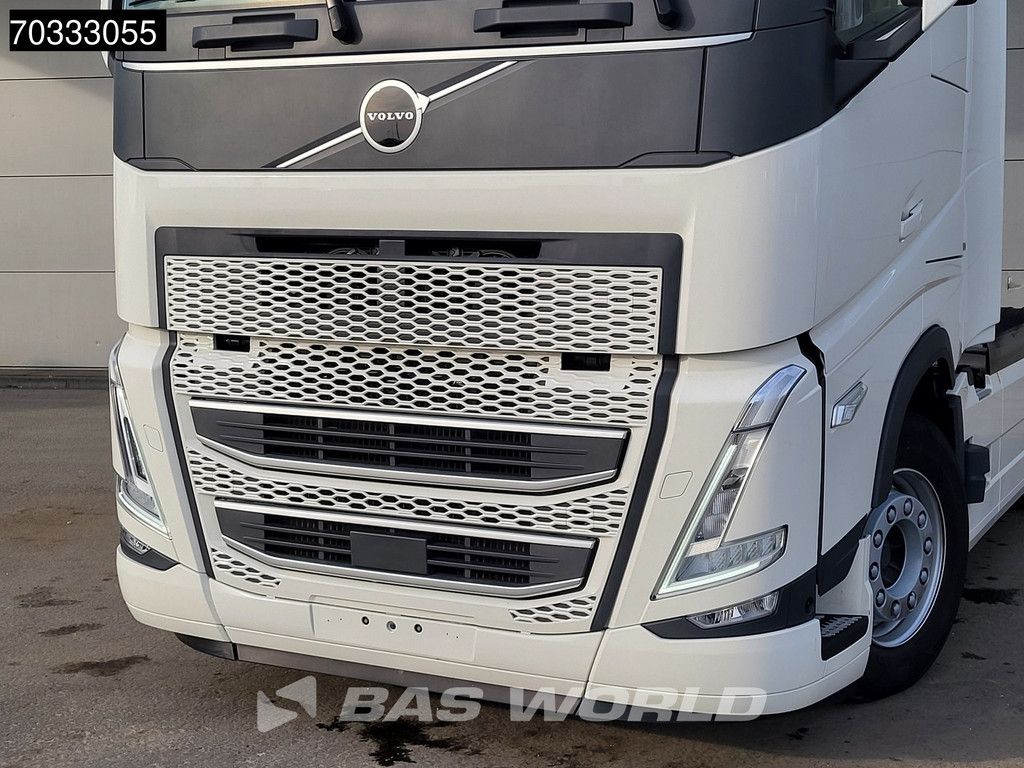 Volvo FH 500 4X2 XL 2x Tanks I-ParkCool ACC Navi