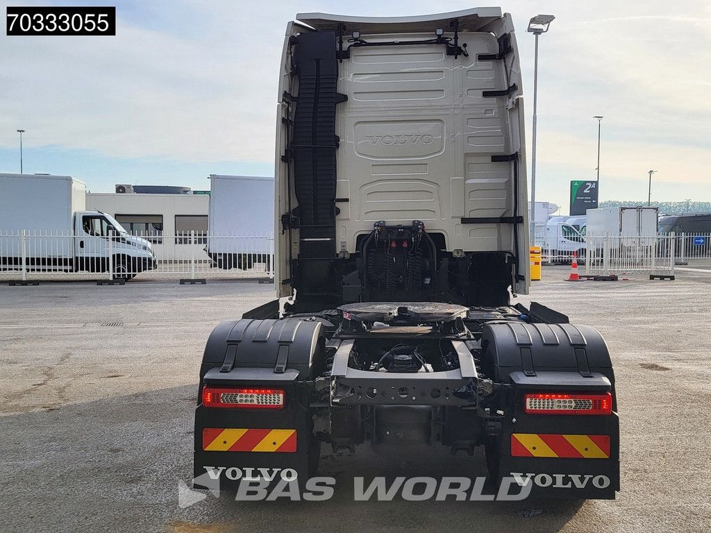 Volvo FH 500 4X2 XL 2x Tanks I-ParkCool ACC Navi