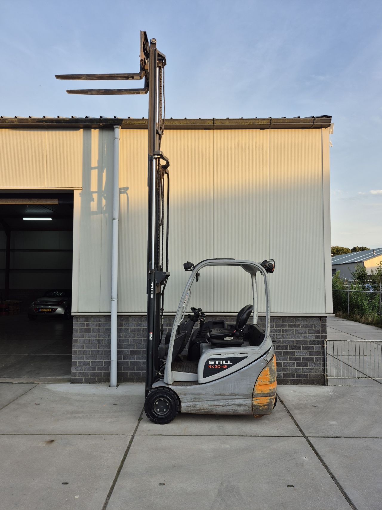 Still RX20-16 bj 2017 triplex sideshift 4.675 mmaccu dec 2022