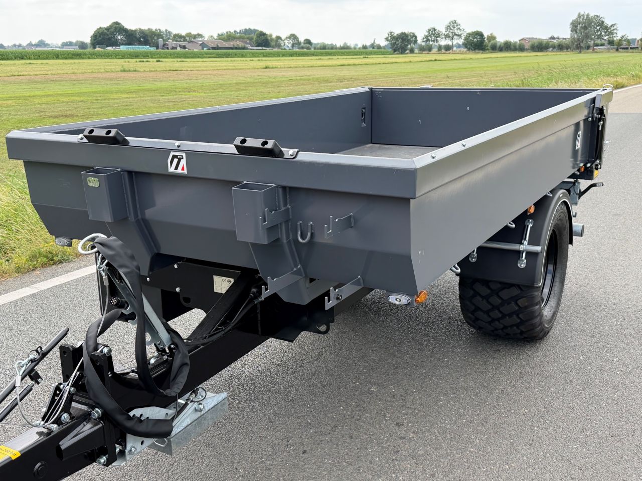 Midejo bakkenwagen / bakken kieper achter kraan
