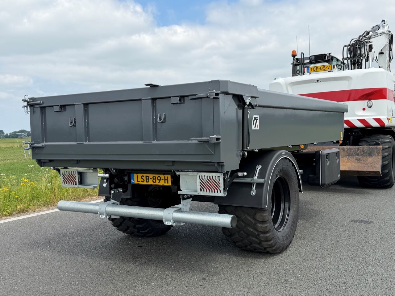 Midejo bakkenwagen / bakken kieper achter kraan
