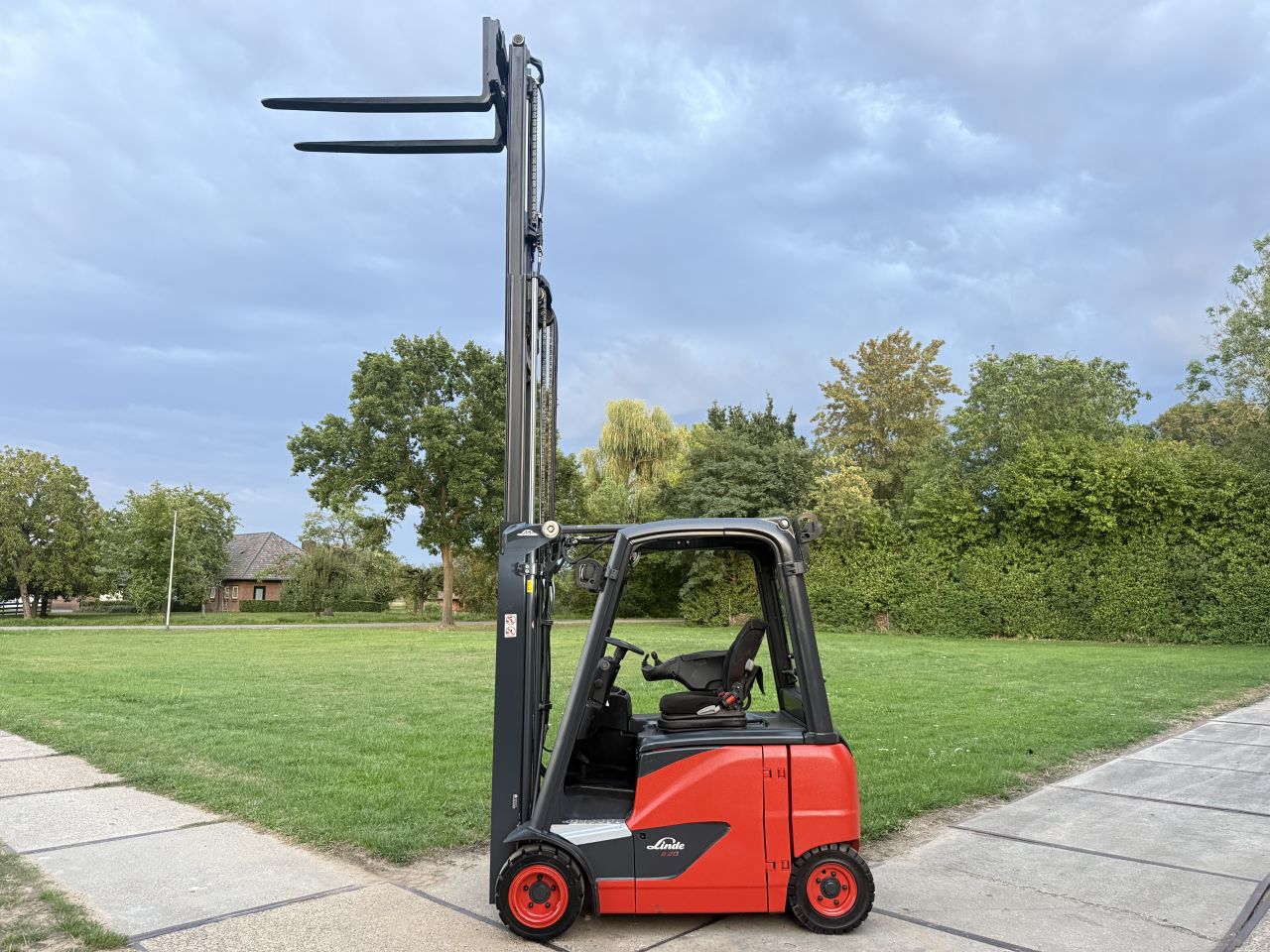 Linde E20 triplex freelift Sideshift BJ2018 accu 92%