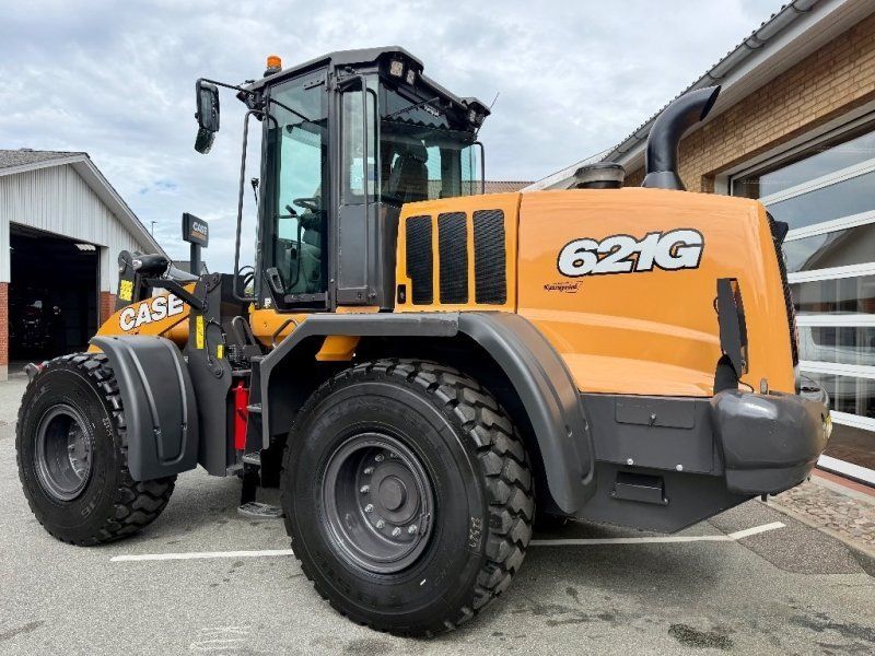Case IH 621G Z-bar