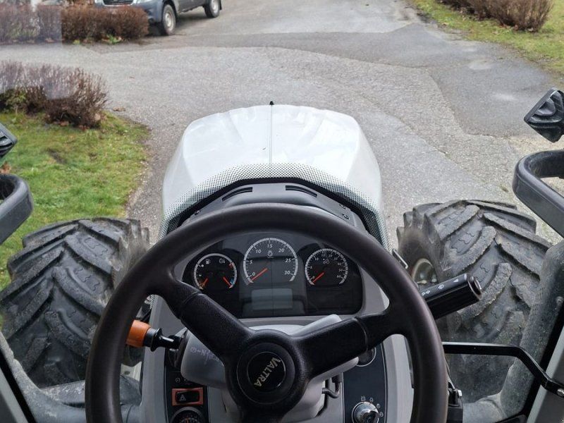 Valtra N104 HiTech