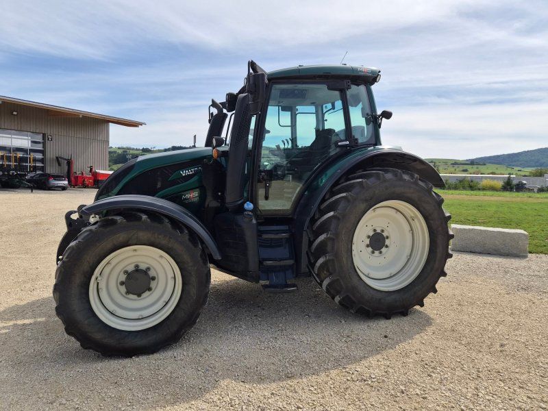 Valtra N104H5