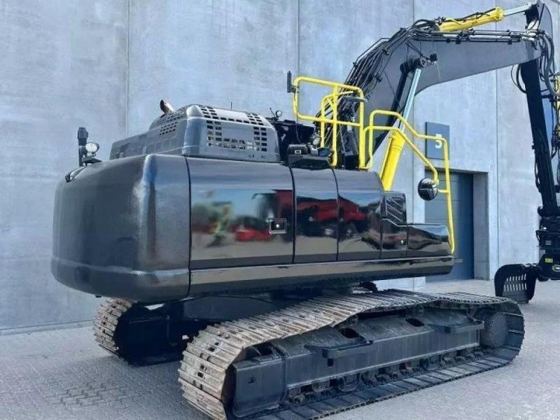 Komatsu pc210-11